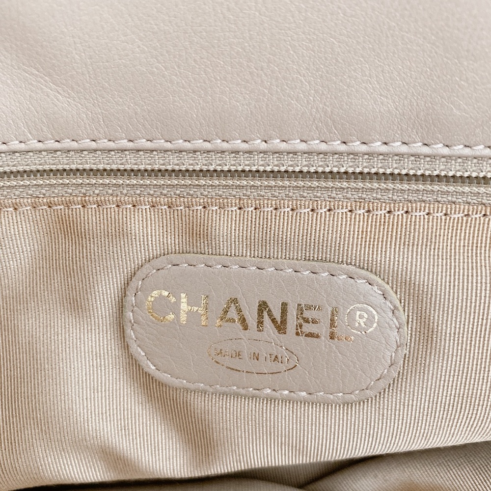 Authentic Chanel 2000-02 Vintage Woven Linen CC Tote Wood Handles - Picture 14 of 16